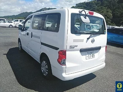 Nissan NV200 VANETTE VAN