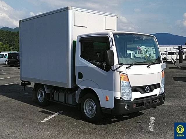 Nissan Atlas  с аукциона в Японии