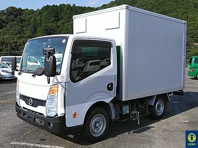Nissan Atlas  с аукциона в Японии