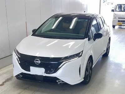 NISSAN AURA