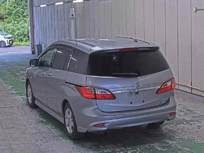 Nissan Lafesta