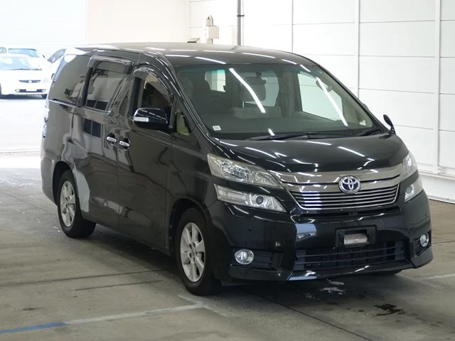 Toyota Vellfire  с аукциона в Японии