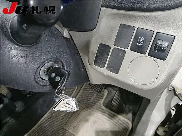 Daihatsu Mira e:S  с аукциона в Японии