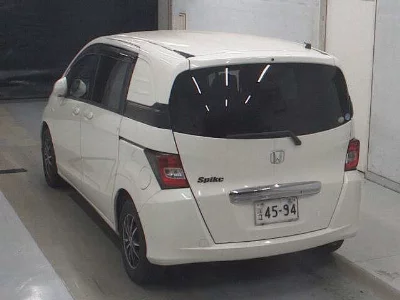 Honda Freed Spike