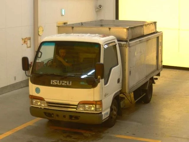 Isuzu Elf  с аукциона в Японии