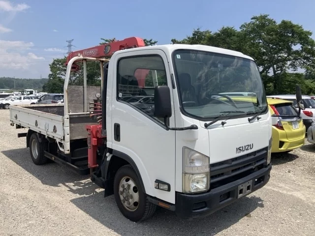 Isuzu Elf  с аукциона в Японии