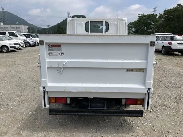 Nissan Atlas  с аукциона в Японии