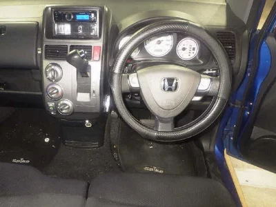 Honda Mobilio Spike