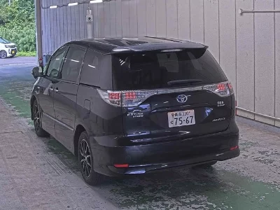 Toyota Estima Hybrid