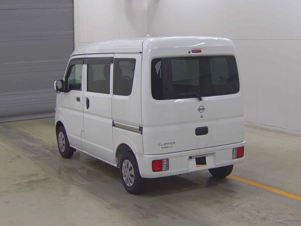 Nissan Clipper  с аукциона в Японии