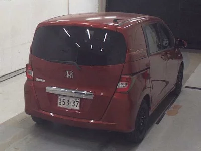 Honda Freed Spike