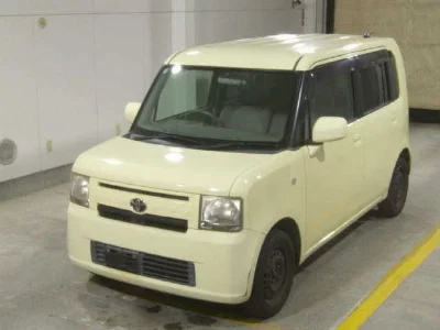 Toyota Pixis Space