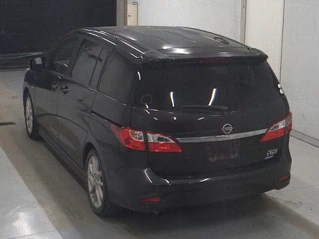 Nissan Lafesta  с аукциона в Японии