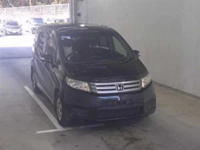 Honda Freed Spike