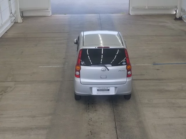 Daihatsu Mira  с аукциона в Японии