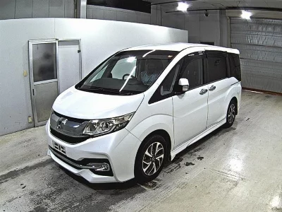 Honda STEPWGN SPADA