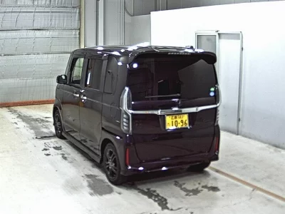 Honda N BOX CUSTOM