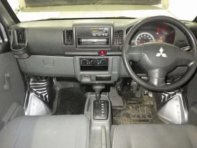 MITSUBISHI MINICAB