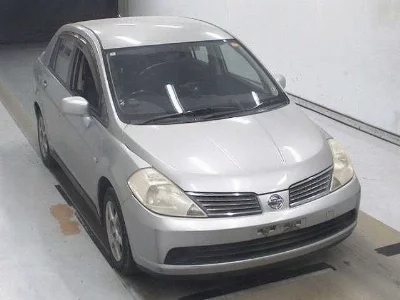 Nissan Tiida Latio