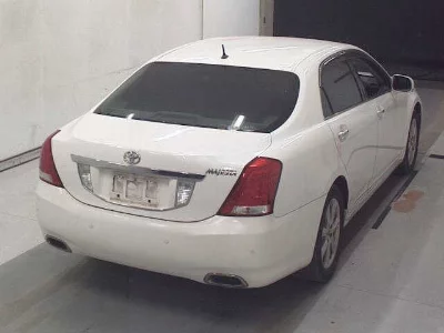 Toyota CROWN MAJESTA