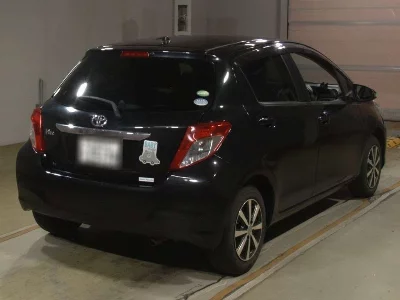 TOYOTA VITZ