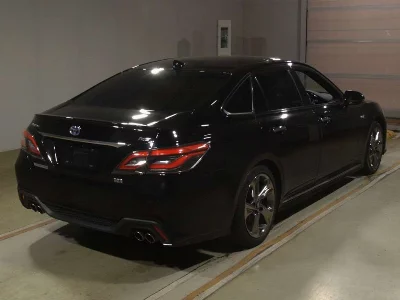 Toyota CROWN HYBRID