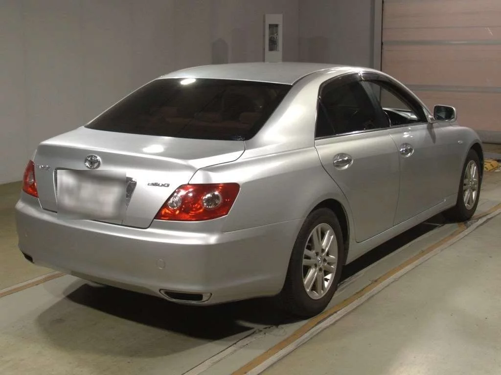Toyota Mark X  с аукциона в Японии