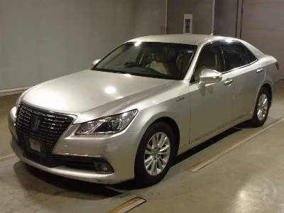 Toyota CROWN HYBRID