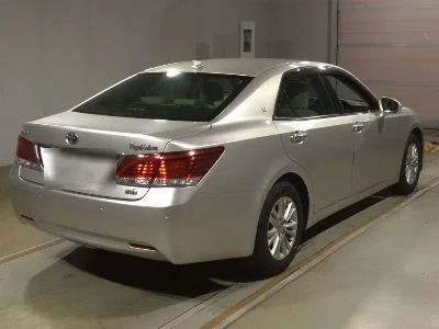 Toyota CROWN HYBRID