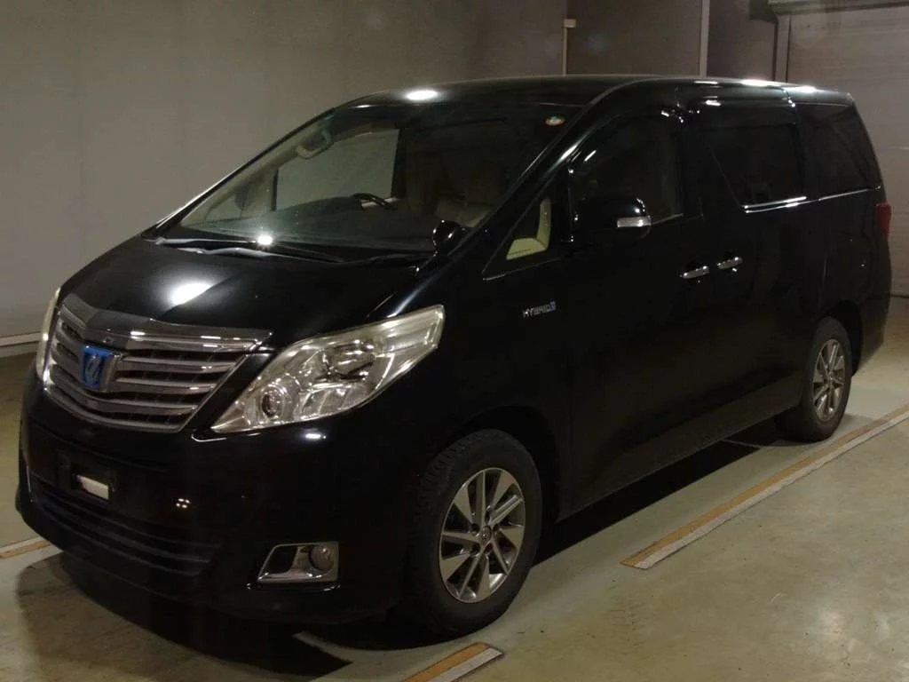 Toyota Alphard  с аукциона в Японии