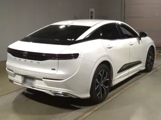 Toyota Crown Crossover