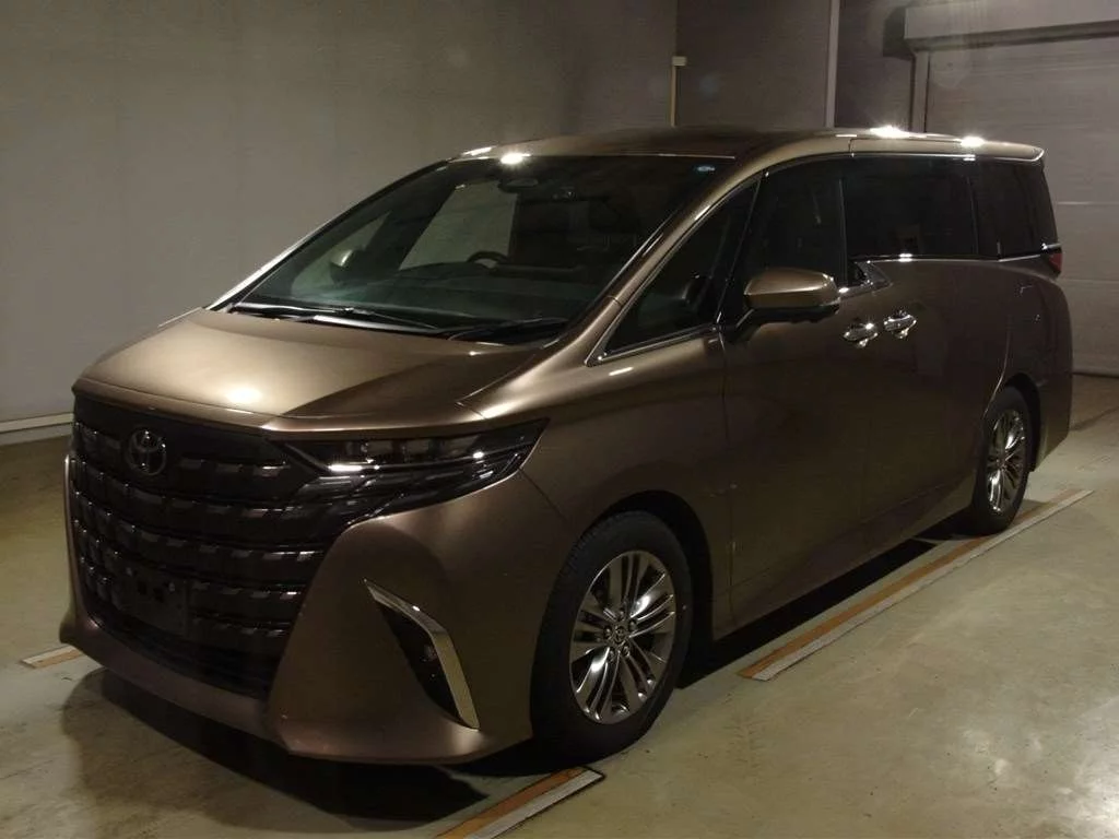 Toyota Alphard  с аукциона в Японии