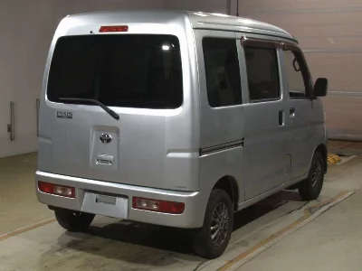 Toyota Pixis Van