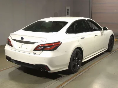 Toyota CROWN HYBRID