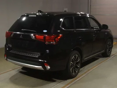 MITSUBISHI OUTLANDER PHEV