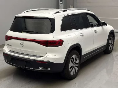 MERCEDES BENZ EQB