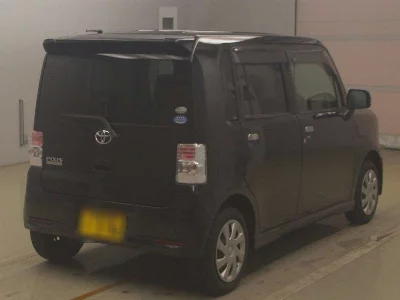 Toyota Pixis Space