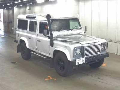 LAND ROVER DEFENDER