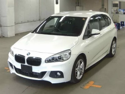 BMW 2 SERIES