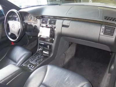 MERCEDES BENZ E CLASS