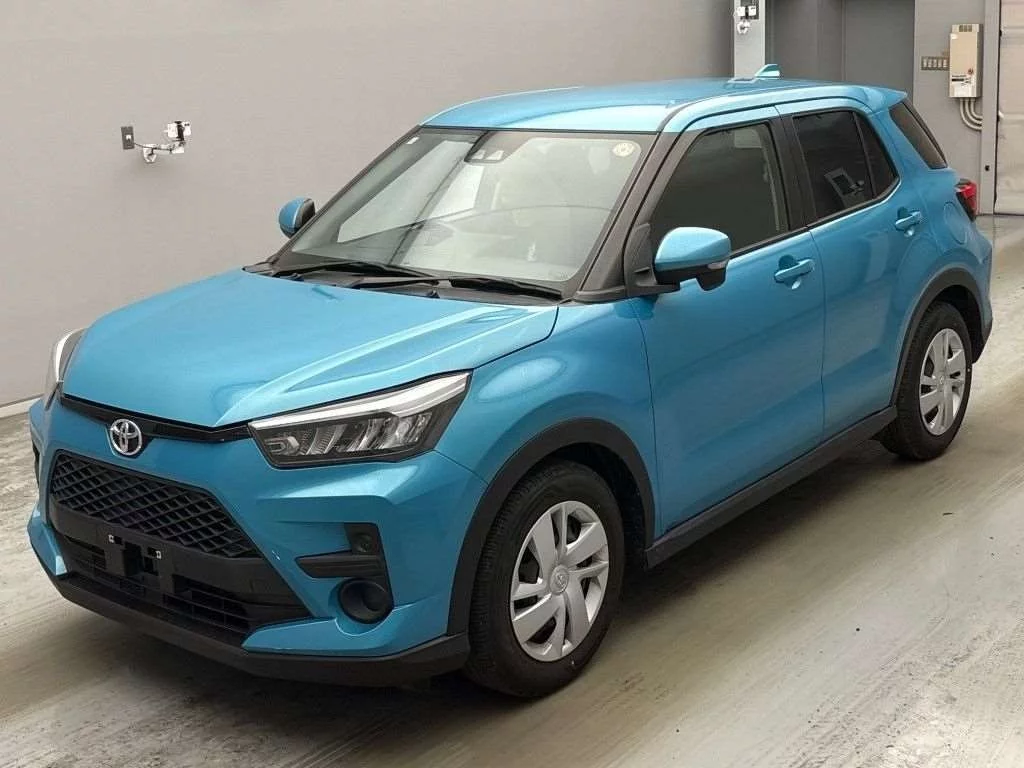 Toyota Raize  с аукциона в Японии