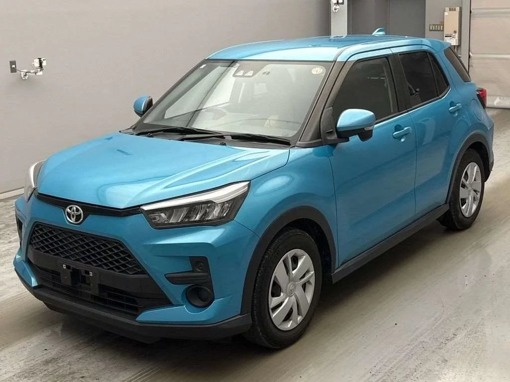 Toyota Raize  с аукциона в Японии