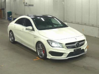MERCEDES BENZ AMG CLA