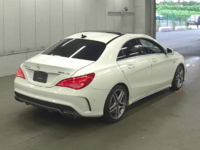 MERCEDES BENZ AMG CLA