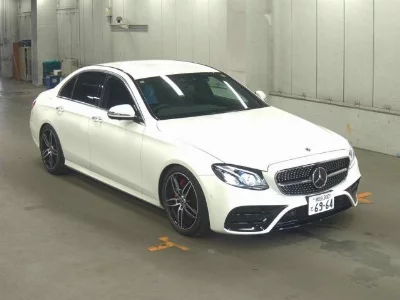 MERCEDES BENZ E CLASS