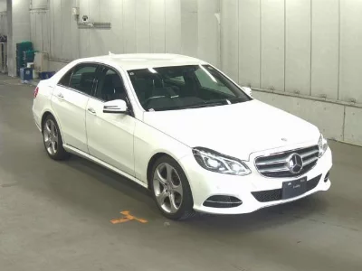 MERCEDES BENZ E CLASS