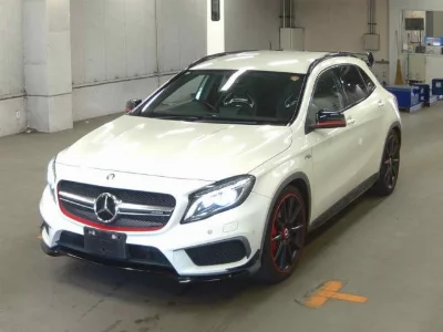MERCEDES BENZ AMG GLA