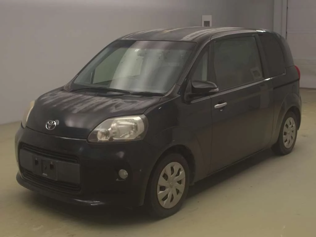 Toyota Porte  с аукциона в Японии