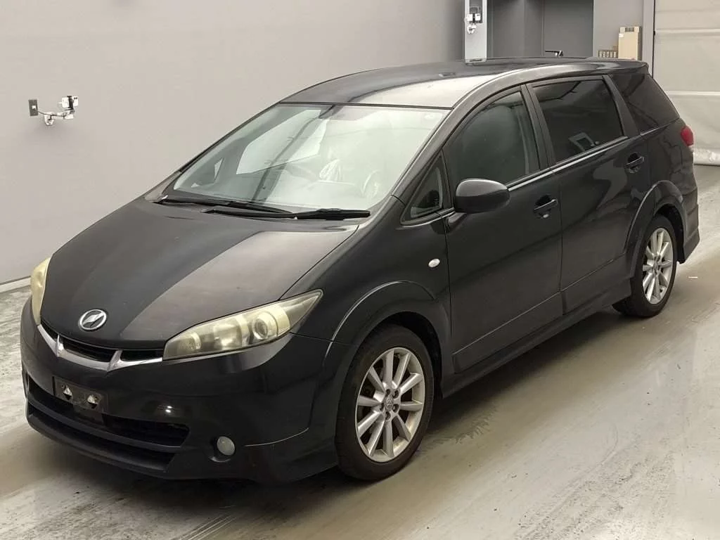 Toyota Wish  с аукциона в Японии