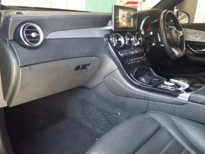 MERCEDES BENZ GLC